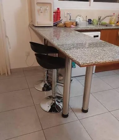 Beautiful 2 Bedrooms By The Pool * Πάφος